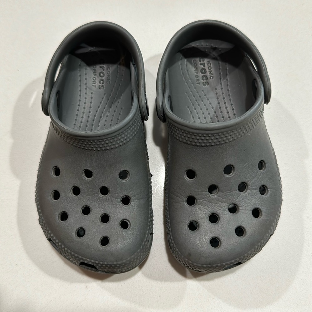 Toddler Crocs Grey Size 9